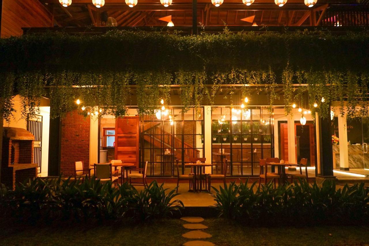 La'Villaris Hotel & Resto Kuta  Exterior foto
